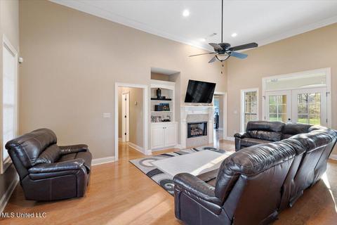 117 Inez Owens Dr, Jackson, MS 39212 photo 6