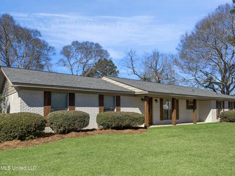986 Airport Rd, Magee, MS 39111 photo 4