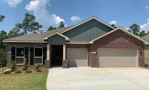 8012 Crawford Dr, Long Beach, MS 39560