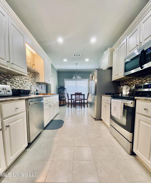 226 Cherry Bark Dr, Brandon, MS 39047 photo 9