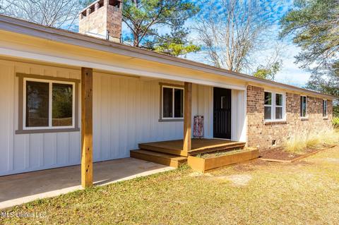 157 Beaver Creek Rd, Lucedale, MS 39452 photo 2