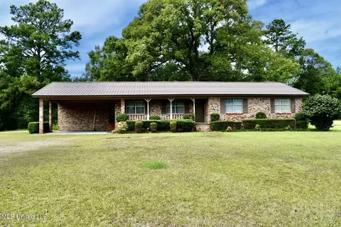455 Deep Creek Rd, Wiggins, MS 39577