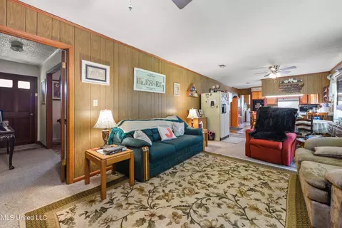 455 Deep Creek Rd, Wiggins, MS 39577 photo 4