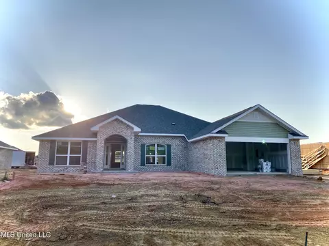 15761 Rachael Dr, Gulfport, MS 39503