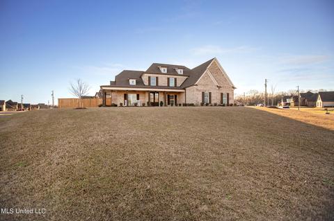 3665 Flat Rock Dr, Hernando, MS 38632