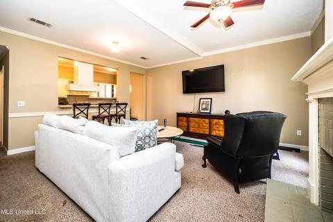 1317 Roxbury Ct, Jackson, MS 39211 photo 4