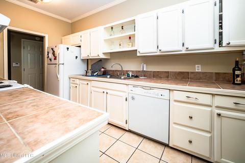 1317 Roxbury Ct, Jackson, MS 39211 photo 5