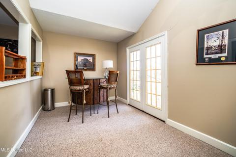 1317 Roxbury Ct, Jackson, MS 39211 photo 8