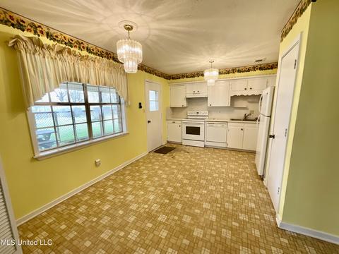 278 Sundown Trl, Jackson, MS 39212 photo 5