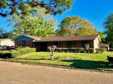 2321 Queensroad Ave, Jackson, MS 39213 photo 2