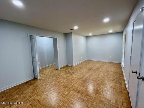 2321 Queensroad Ave, Jackson, MS 39213 photo 3