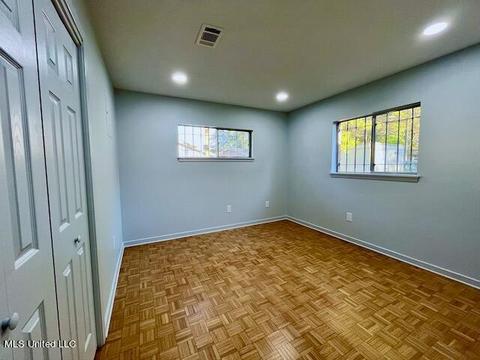 2321 Queensroad Ave, Jackson, MS 39213 photo 8