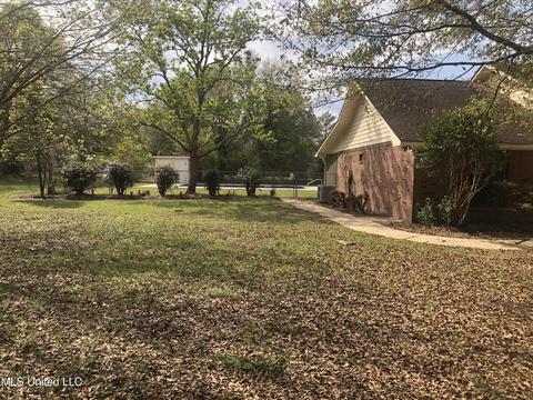 13929 Constitution Rd, Moss Point, MS 39562 photo 4