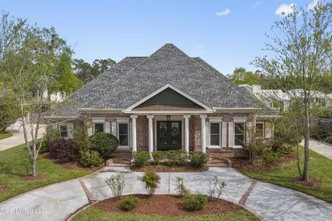 132 Destiny Oaks Dr, Long Beach, MS 39560