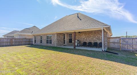 553 E Park St, Canton, MS 39046 photo 35