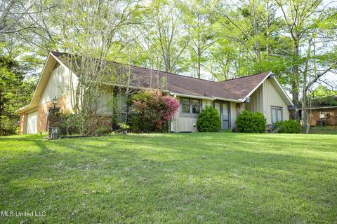 65 Sunline Dr, Brandon, MS 39042 photo 2