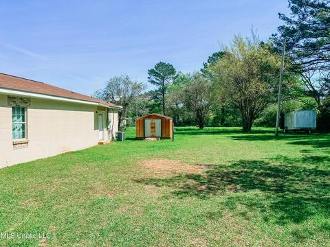 182 Inland Beach Rd, Lucedale, MS 39452 photo 2