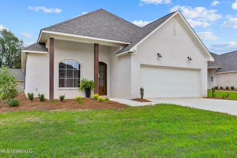 500 Black Cherry Cv, Canton, MS 39046 photo 2