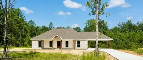 171 Pleasant Hill Church Rd, Lucedale, MS 39452