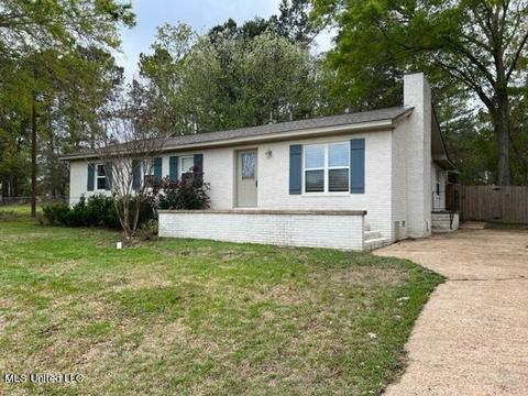128 Overby St, Brandon, MS 39042 photo 2