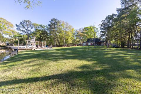 5118 Center Dr, Moss Point, MS 39563 photo 28