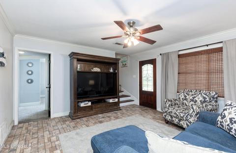 5118 Center Dr, Moss Point, MS 39563 photo 6
