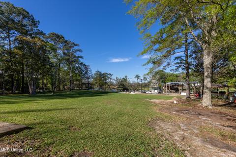 5118 Center Dr, Moss Point, MS 39563 photo 26