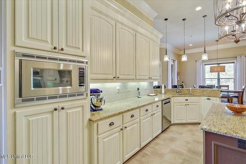 106 Pinnacle Cir, Brandon, MS 39047 photo 16