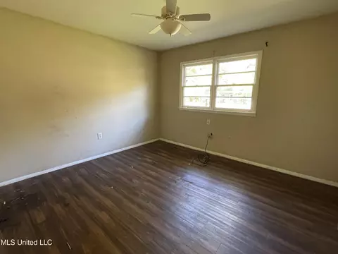 2844 Charleston Dr, Jackson, MS 39212 photo 8