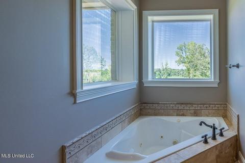 2501 Ross Rd, Olive Branch, MS 38654 photo 22