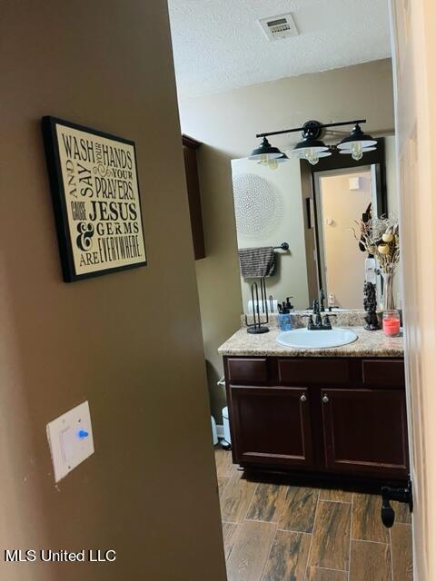 114 Cedarstone Dr, Terry, MS 39170 photo 4