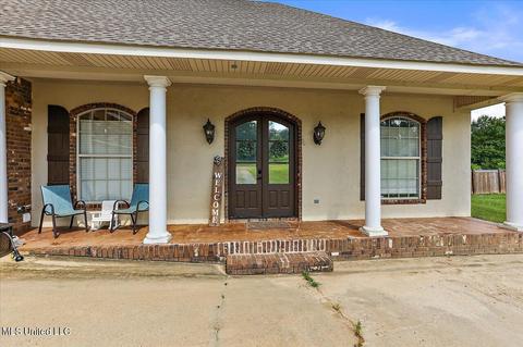 126 Grandview Dr, Florence, MS 39073 photo 2