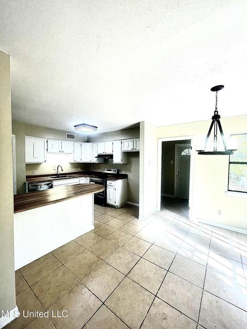 19408 E Riverline Dr, Saucier, MS 39574 photo 11