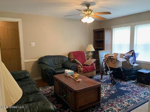200 E Dinkins St, Canton, MS 39046 photo 10