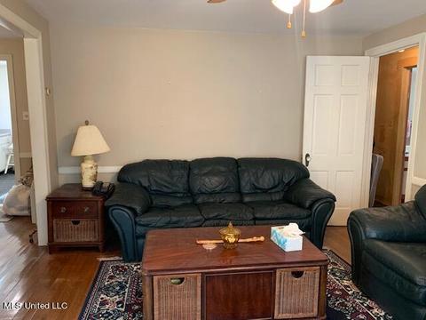 200 E Dinkins St, Canton, MS 39046 photo 9