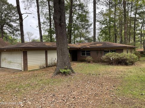 4674 Kirkley Dr, Jackson, MS 39206 photo 2