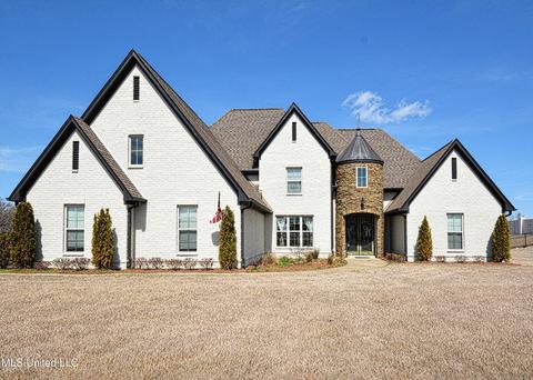 4388 Skyline Dr, Hernando, MS 38632