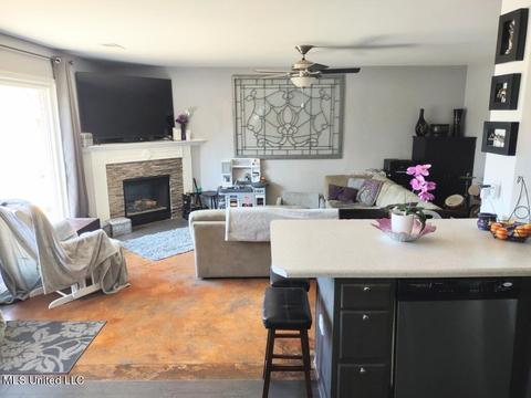 8951 Travis Dr, Olive Branch, MS 38654 photo 35