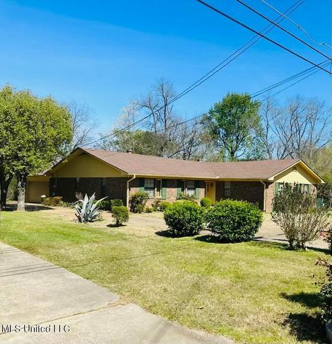 168 Vine St, Jackson, MS 39213