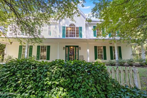 1195 N Fogg Rd, Nesbit, MS 38651