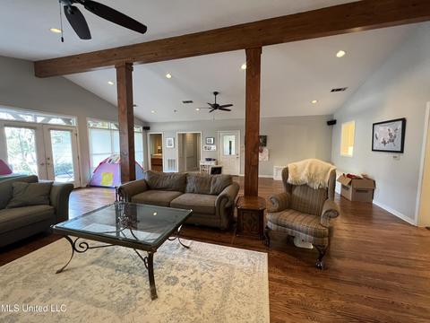 4277 Athens Dr, Jackson, MS 39211 photo 9