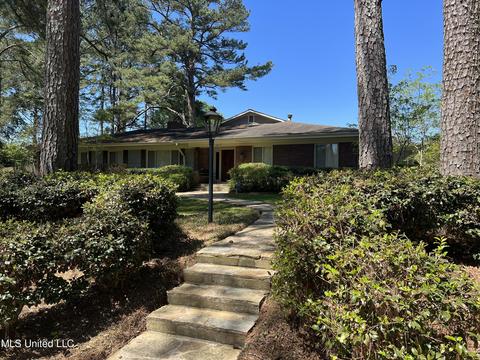 4277 Athens Dr, Jackson, MS 39211 photo 1