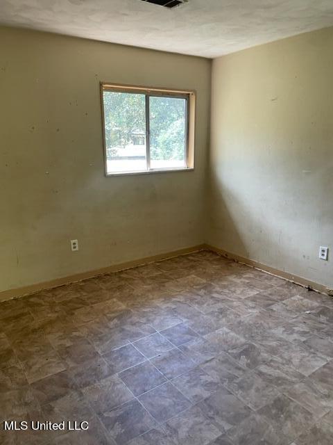 1648 Woodburn St, Jackson, MS 39212 photo 13
