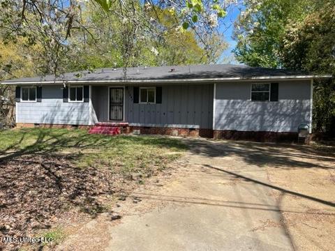 1648 Woodburn St, Jackson, MS 39212 photo 2
