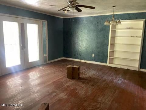 1648 Woodburn St, Jackson, MS 39212 photo 3