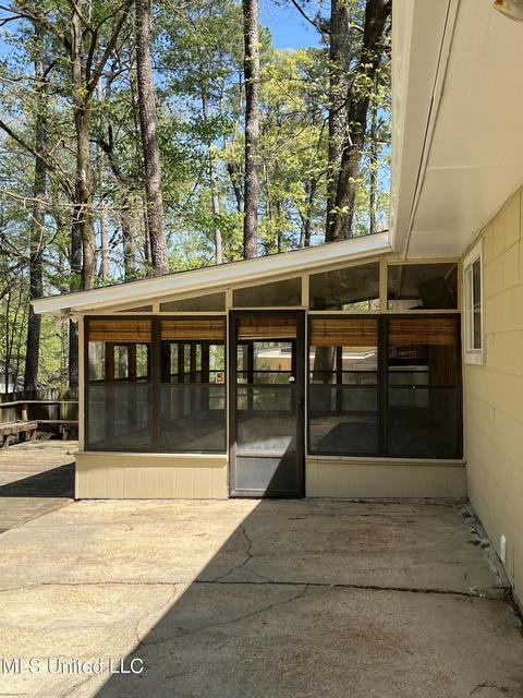 1814 Hillview Dr, Jackson, MS 39211 photo 9