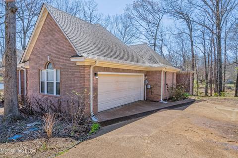 4013 Windermere Ct, Nesbit, MS 38651 photo 3