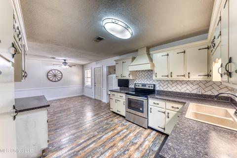 20510 Pullen Rd, Saucier, MS 39574 photo 13