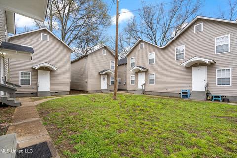 330 Elm St, Grenada, MS 38901 photo 1