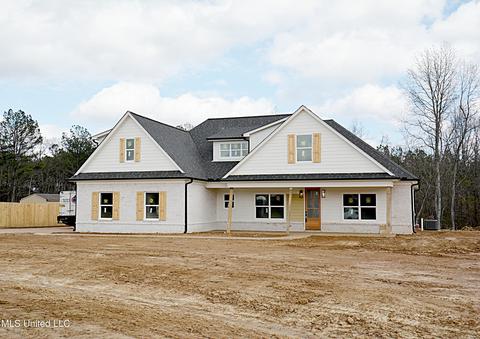 14235 Hidden Loop, Byhalia, MS 38611 photo 1